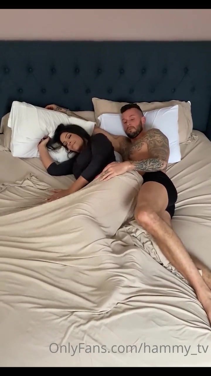 Hammytv  Onlyfans – Fucking On Bed