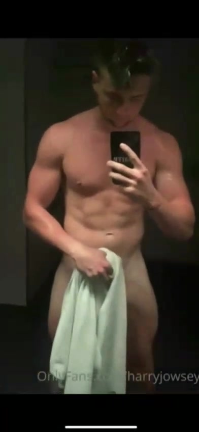 Harry Jowsey  Onlyfans – Shower Big Cock