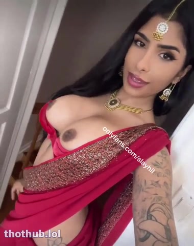 Slayhil  Onlyfans – Toppless Bouncing