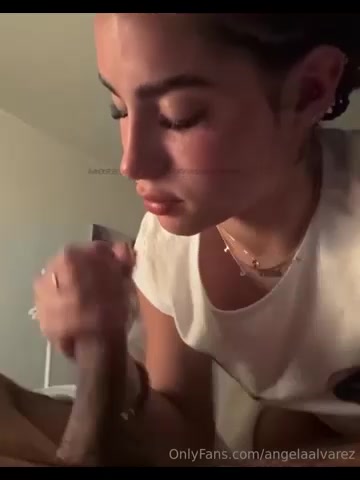 Angela Alvarez  Onlyfans – She Is Very Good At Sucking