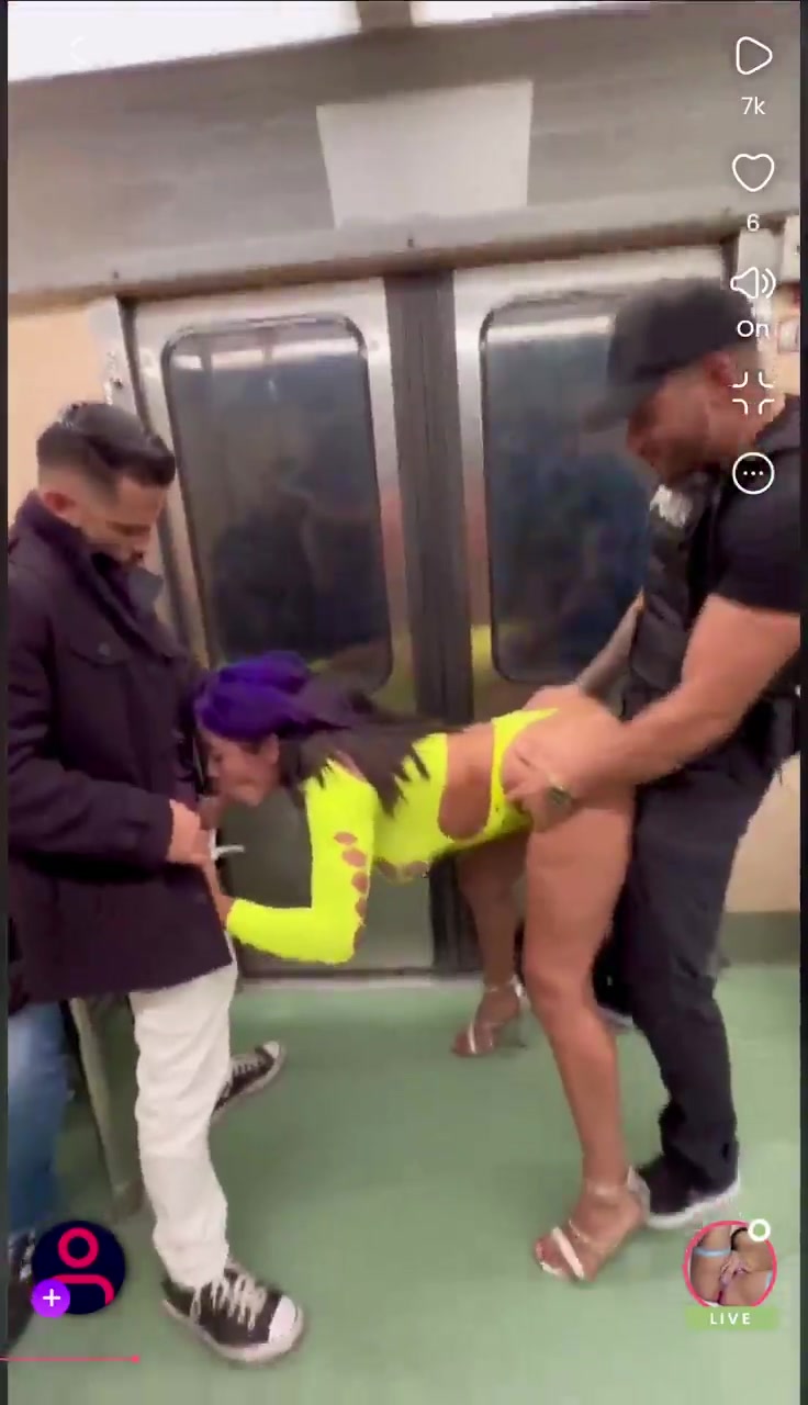 Luna Bella  Videos Threesome Hot Trending